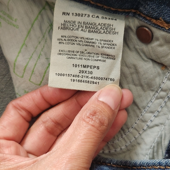 WOMEN jeansWomen's Wrangler Retro® Bailey High Rise Flare Jean - Picture 8 of 8